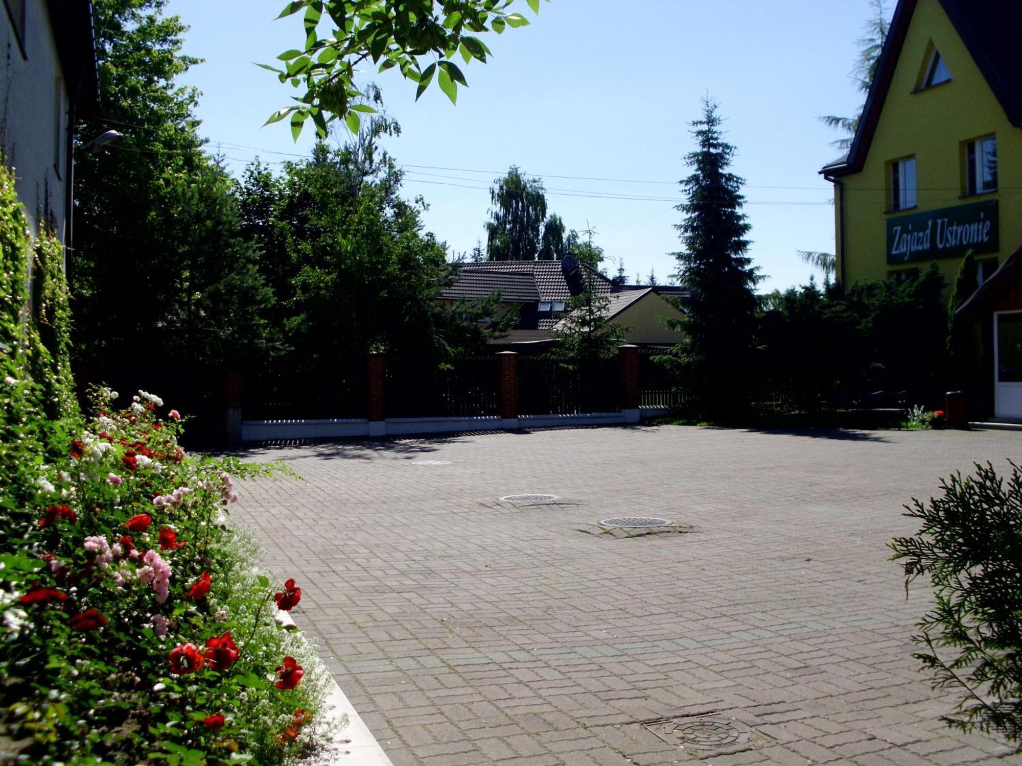 Zajazd Ustronie Piaseczno  Exterior photo